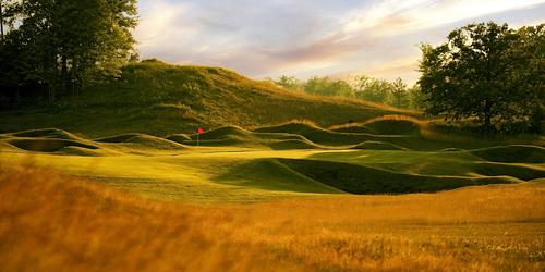 Golf Course Overview: Big Fish Golf Club